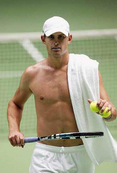 Roddick_shirtless_4