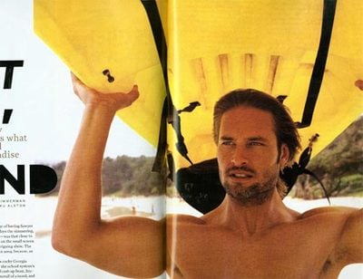 Josh_holloway_shirtless_1