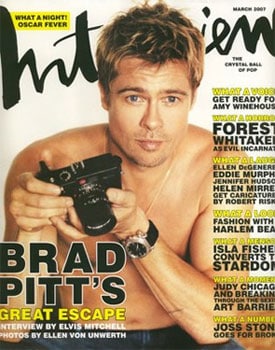 Brad_pitt_shirtless_2