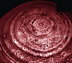 Saturn_hexagon_2