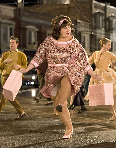 Travolta_hairspray_2