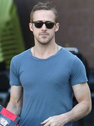 Ryan-gosling-home-depot-05