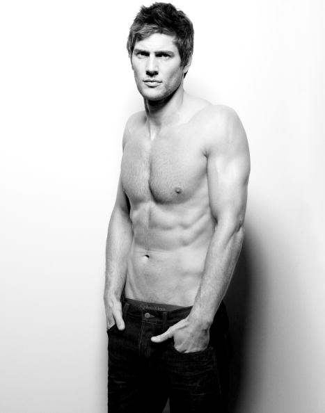 Ryan McPartlin Show Off A Trunk.