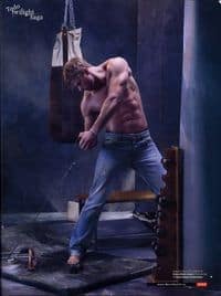 Kellan-lutz-spain-mens-health-10222010-03-430x576