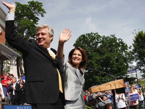 MarcusBachmannWaving