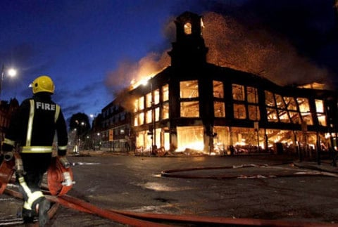 LondonRiot LondonRiot