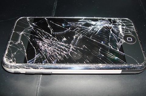 Brokeniphone