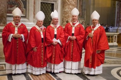 Pallium archbishops