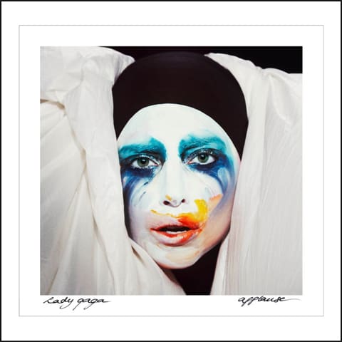 Applause_gaga