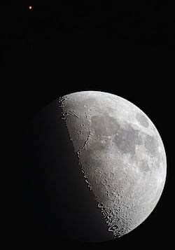 Mars_moon