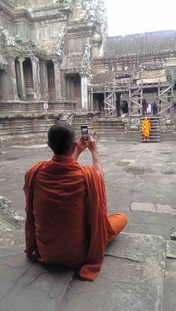 Monk Selfie