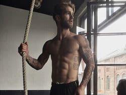 Andre-hamann-shirtless-06102015-lead01-600x450