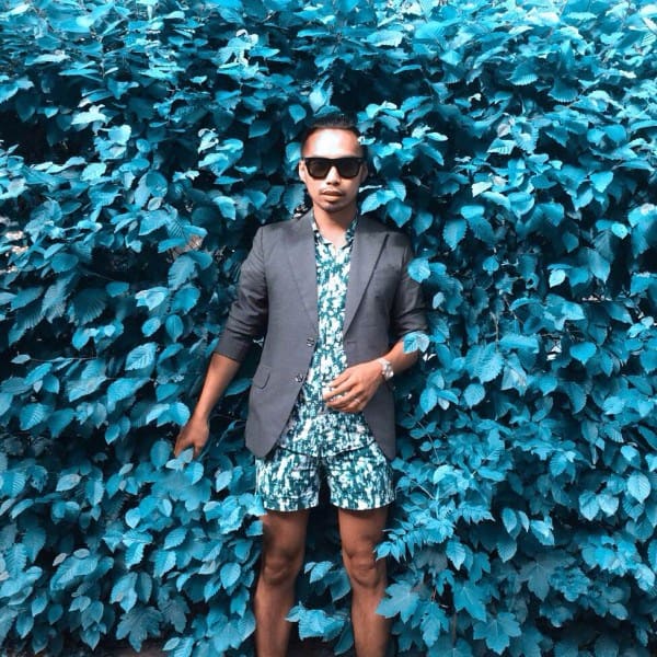 DJ is so gay, he turns the leaves blue in Geneva