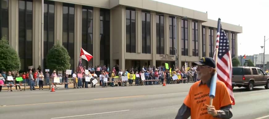 Kim Davis Courthouse