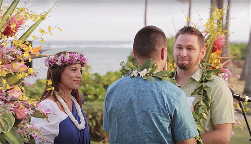 Hawaii surprise wedding