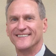 Photo_of_Gov._Dennis_Daugaard