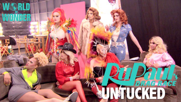 Untucked drag race