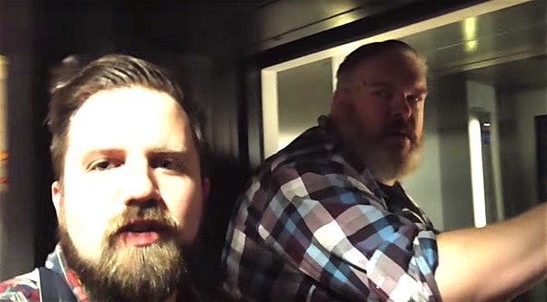 hodor holds the door