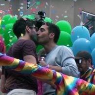 sense8kiss