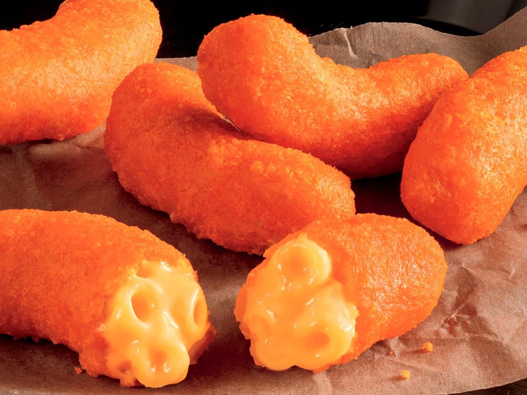 Mac N Cheetos