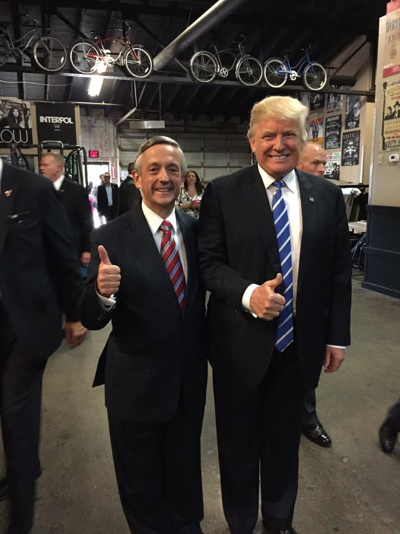 donald trump robert jeffress