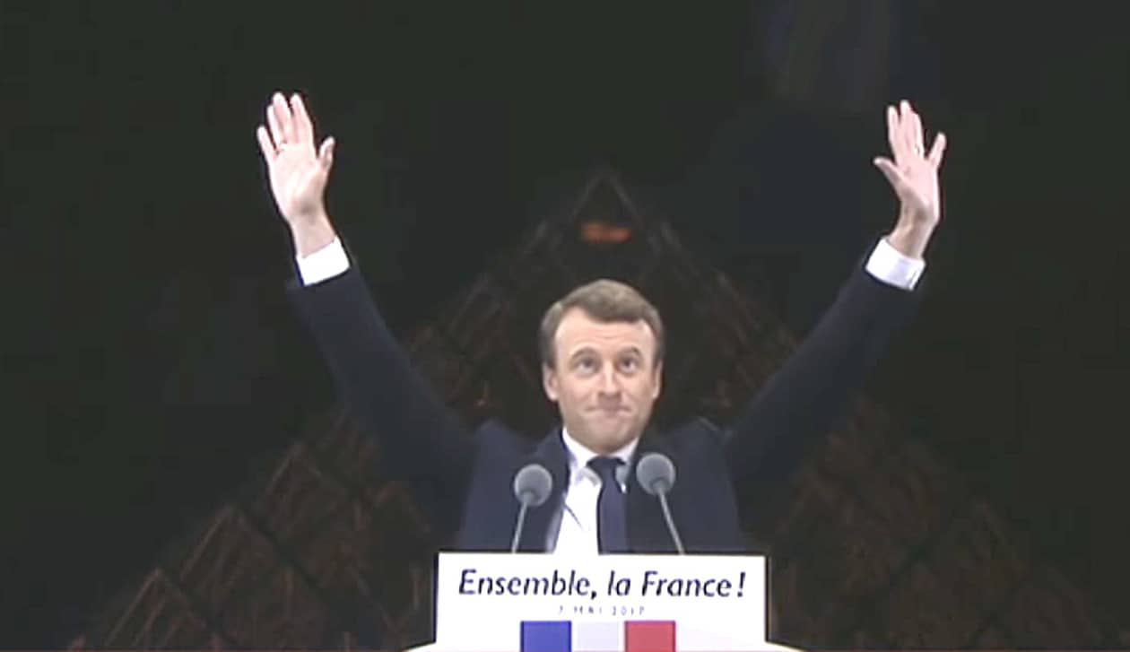 Emmanuel Macron louvre