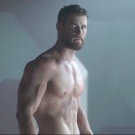 Chris Hemsworth shirtless