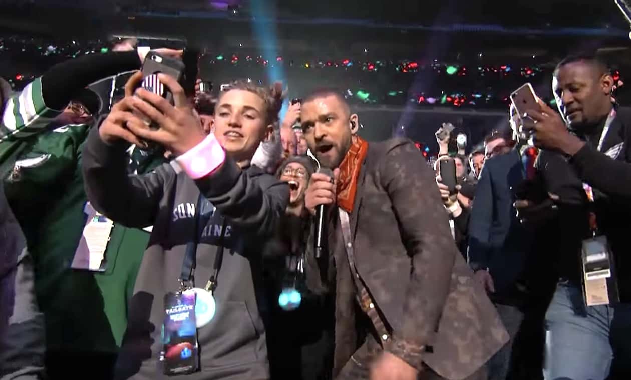 Justin Timberlake's Selfie Kid Reacts To Becoming The Super Bowl's ...