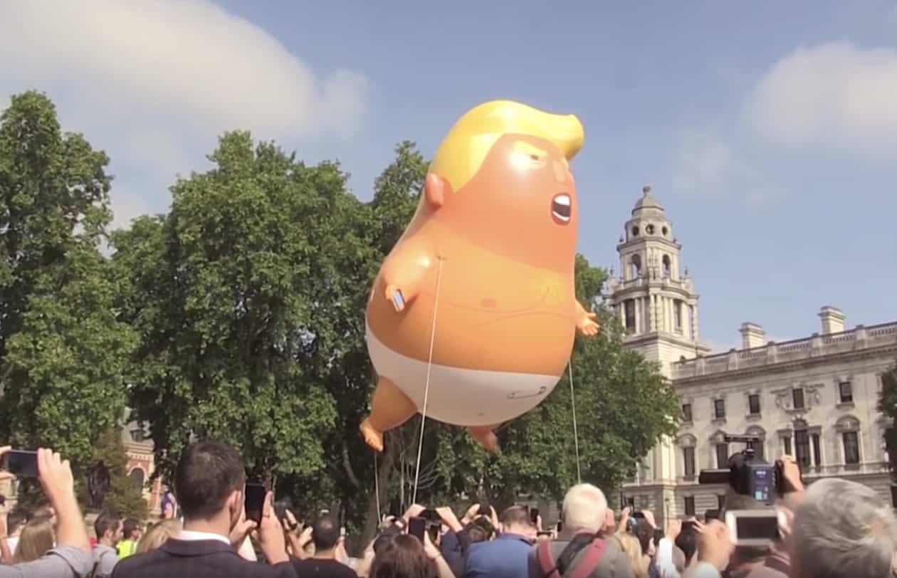 trump baby blimp