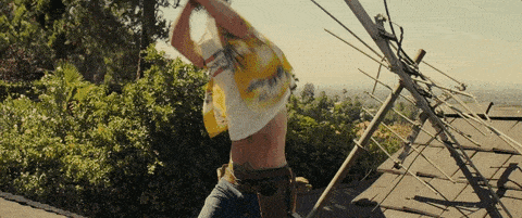 Brad &Amp; Leo Shine In 'Once Upon A Time ... In Hollywood' — Movie Review 3 bradshirtlessonce
