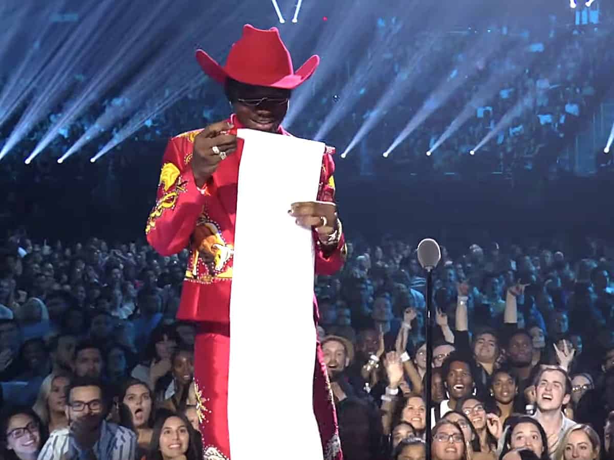 Lil Nas X's 'Song Of The Year' Acceptance Speech Scroll Was Instant