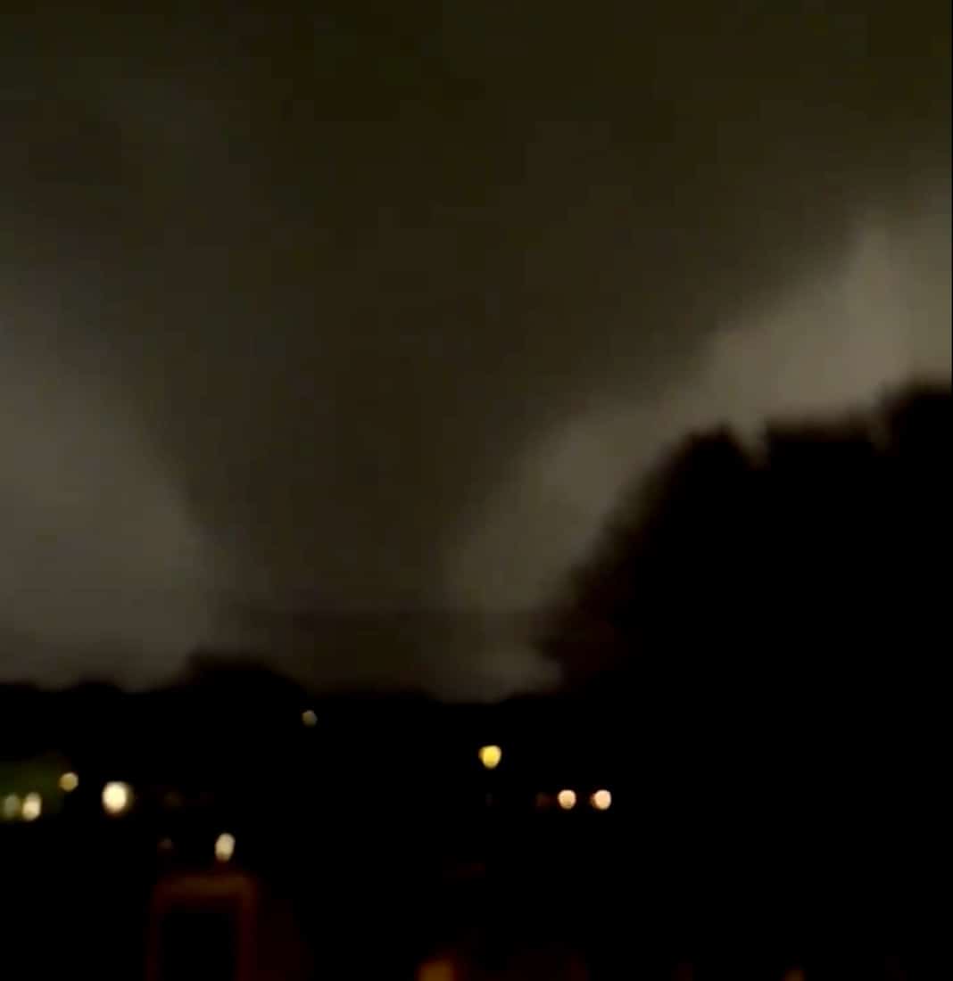 Tornado Rips Through Downtown Nashville Overnight, 8 Killed, 20+ Hurt
