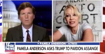 Pamela Anderson Julian Assange