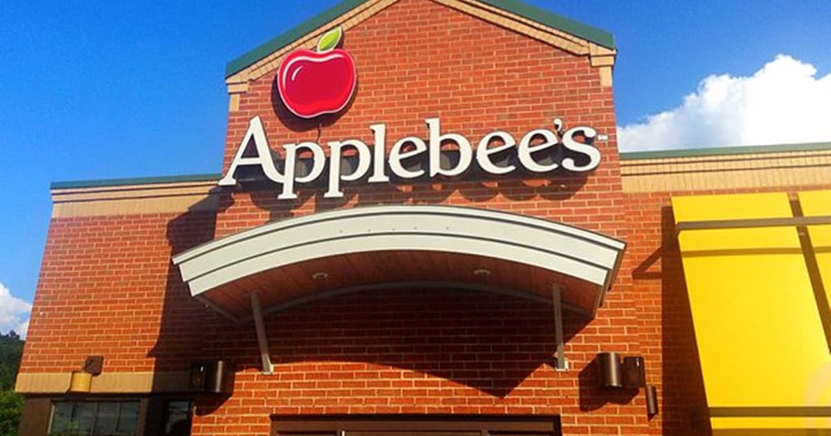 Cook At Applebee's Complaint When Told To Ignore A Toxic Mix Of Workplace Slurs And Confederate Paraphernalia Spurs Federal Lawsuit - Vimarsana News