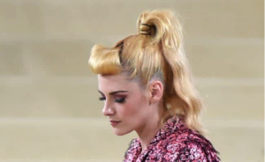 kristen stewart engaged met gala nip slip