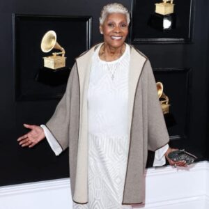 Dionne Warwick felt Twitter 'needed a grown-up' 42 471362 origin 1