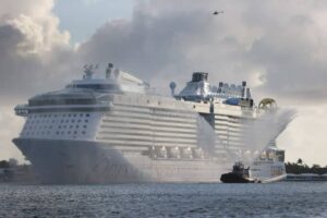 Americans told to avoid cruise travel, even if vaccinated 36 472771 origin 1
