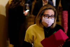 U.S. Senator Sinema sinks Democrats' hopes for passing voting rights reform 46 474483 origin 1