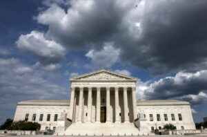 U.S. Supreme Court blocks Biden vaccine-or-test policy for large businesses 4 474582 origin 1