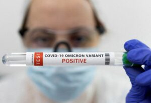 Analysis-How Omicron highlights fading hope of herd immunity from COVID 28 477964 origin 1