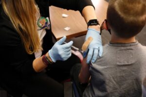 How vaccine misinformation left children vulnerable to Omicron 4 482812 origin 1