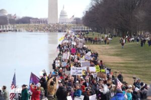 Thousands march in Washington against Covid vaccine mandates 4 485859 origin 1