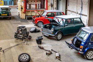 Classic Mini is reborn as an electric at Oxford plant 32 486075 origin 1