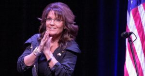 Unvaccinated Sarah Palin Caught Dining Out At New York Restaurant Hours After Testing Positive For COVID-19 14 486273 origin 1