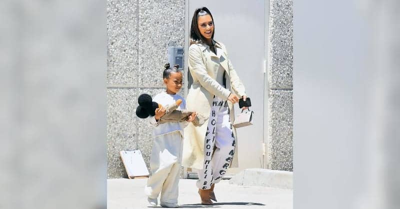 Beyoncé &Amp; Kim Kardashian Are 'Constantly' Trying To 'One-Up Each Other' Over Making Their Daughters Stars: 'They Want Their Kids To Be At The Top' 4 491138 491138 origin 1 3