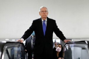 Republican infighting rattles McConnell's U.S. midterm elections strategy 32 495352 origin 1