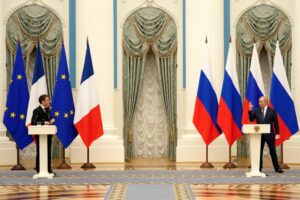Macron refused Russian COVID test in Putin trip over DNA theft fears -sources 6 495624 origin 1
