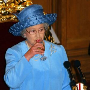 Royal Collection Launches Official Buckingham Palace Wine; Joins Line of Condiments Launched Weeks Ago 4 495684 origin 1