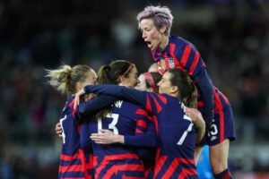 US women's soccer reaches landmark $24 mn settlement in equal pay dispute 30 496924 origin 1