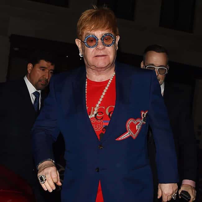 Sir Elton John 'shaken' after private jet suffers mid-air emergency 3 497027 origin 1